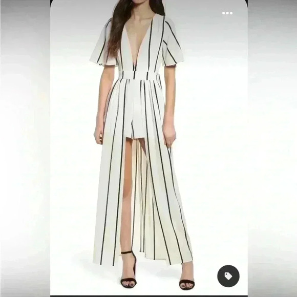 Socialite White and Black Stripe Romper size small - Picture 1 of 5